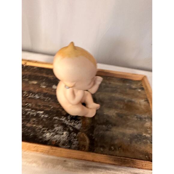 Vintage Kewpie Doll Sucking Thumb, Lefton Bisque Figurine - Picture 5 of 7